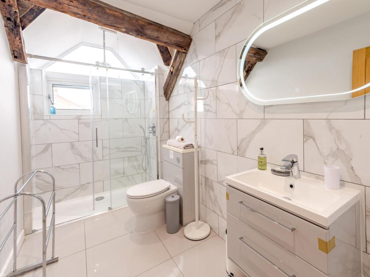 Pass The Keys 5C Charming Town Centre Apartment With Roof Top Views Shrewsbury Exterior foto
