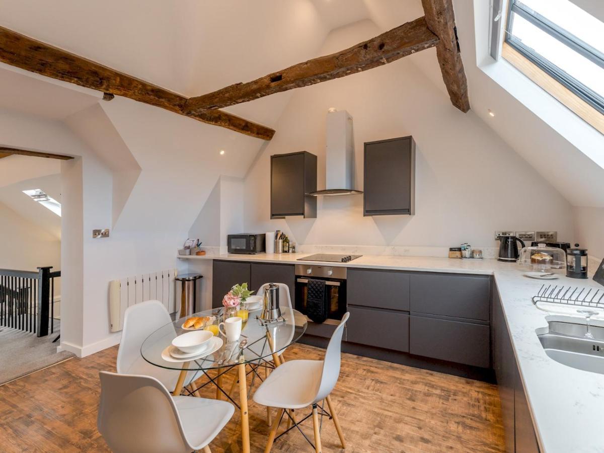 Pass The Keys 5C Charming Town Centre Apartment With Roof Top Views Shrewsbury Exterior foto